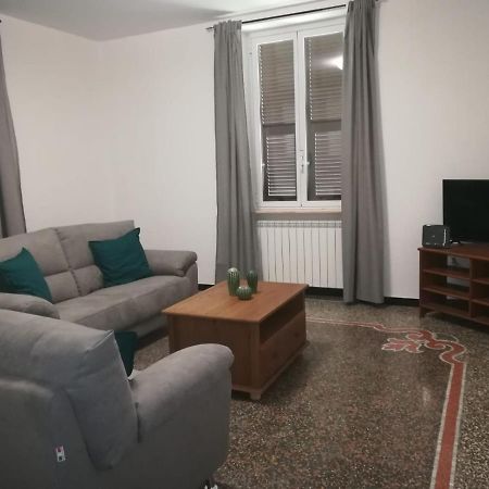 شقة La Casa Di Via Defferrari نولي المظهر الخارجي الصورة