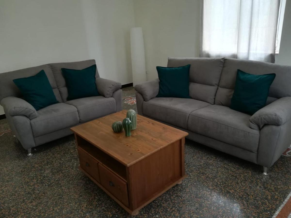 شقة La Casa Di Via Defferrari نولي المظهر الخارجي الصورة